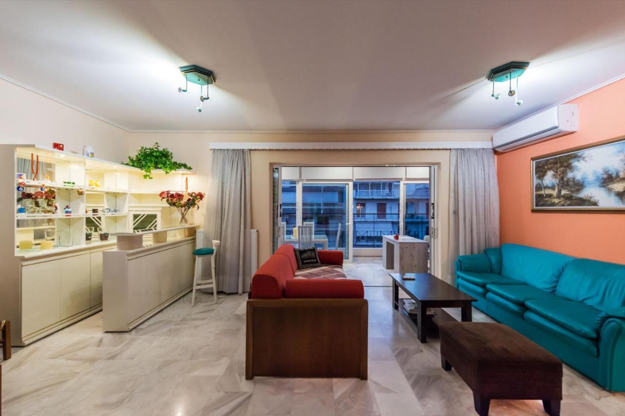 Flisvos Elite Seafront Luxury Apartment أثينا المظهر الخارجي الصورة